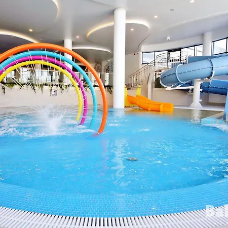 公寓式酒店 Balticon Polanki Aqua Parking Inclusive 3*